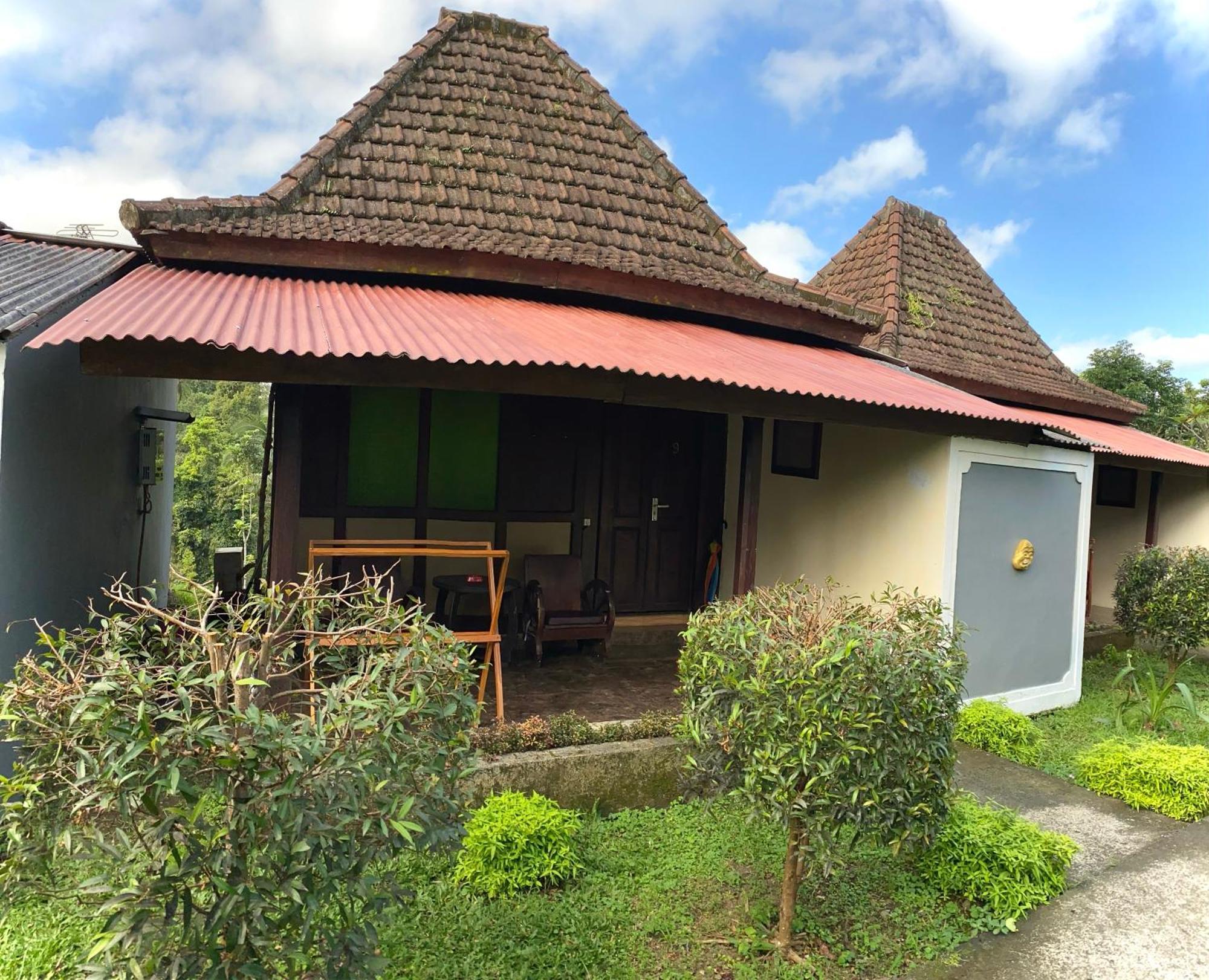 Villa Kampoeng Joglo Ijen Banyuwangi  Zimmer foto