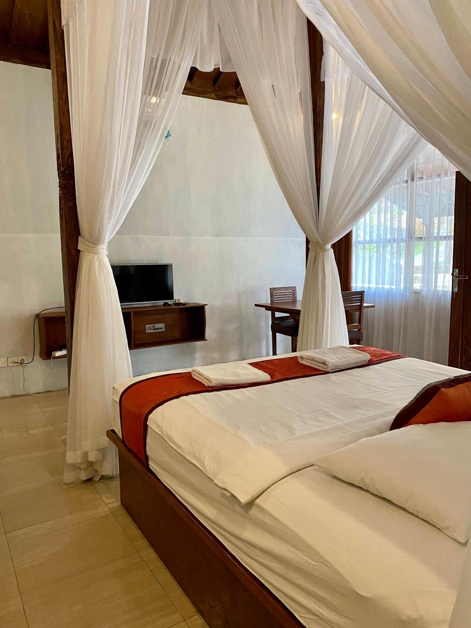 Villa Kampoeng Joglo Ijen Banyuwangi  Zimmer foto